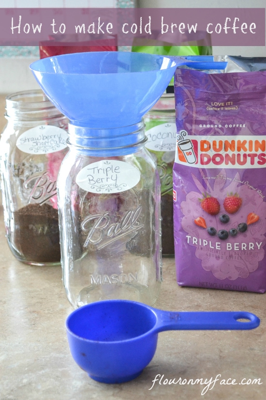 How to make iced coffee from brewed coffee You’ve come to the right place. I’m going to show you How to Make Iced jedemipan.tk the video showing you How to Make Iced Coffee, then scroll to the bottom of this post so you can print out the recipe and make it at home.